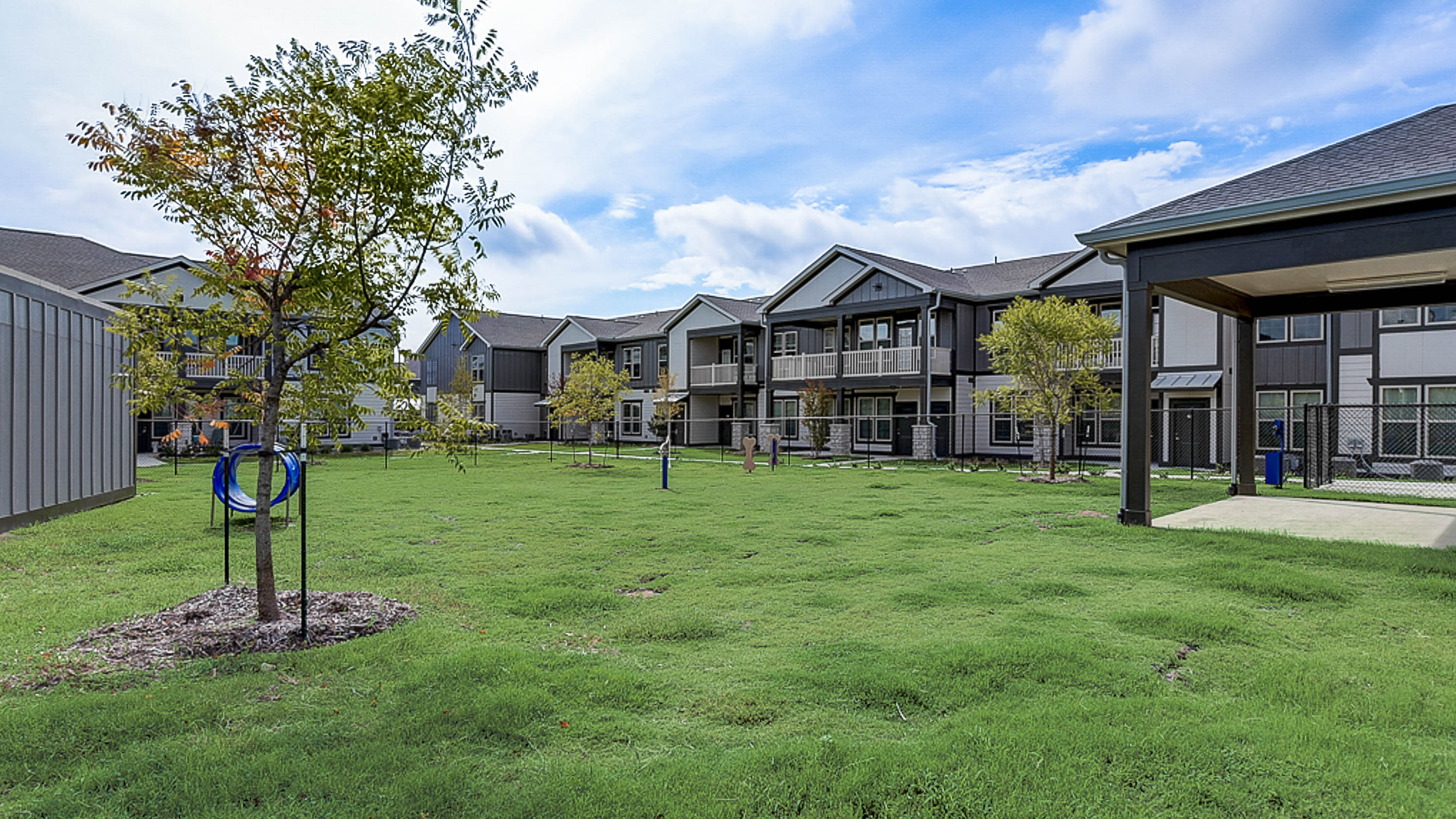 Photos of Springs at Grand Prairie Apartments in Grand Prairie, TX